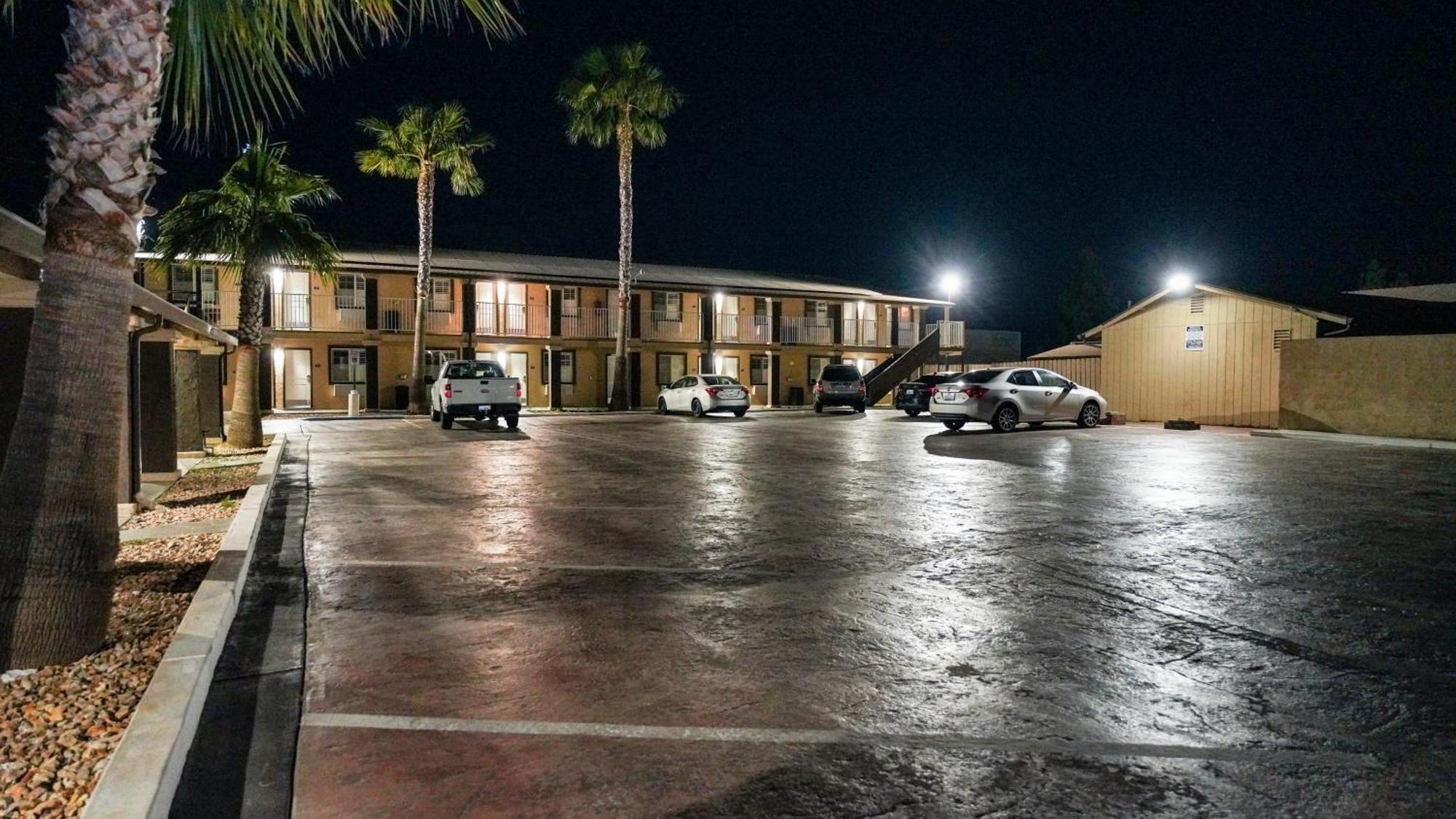 Americas Best Value Inn, Antioch Exteriör bild