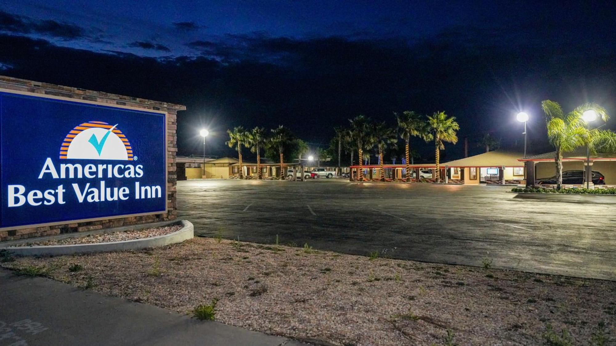 Americas Best Value Inn, Antioch Exteriör bild