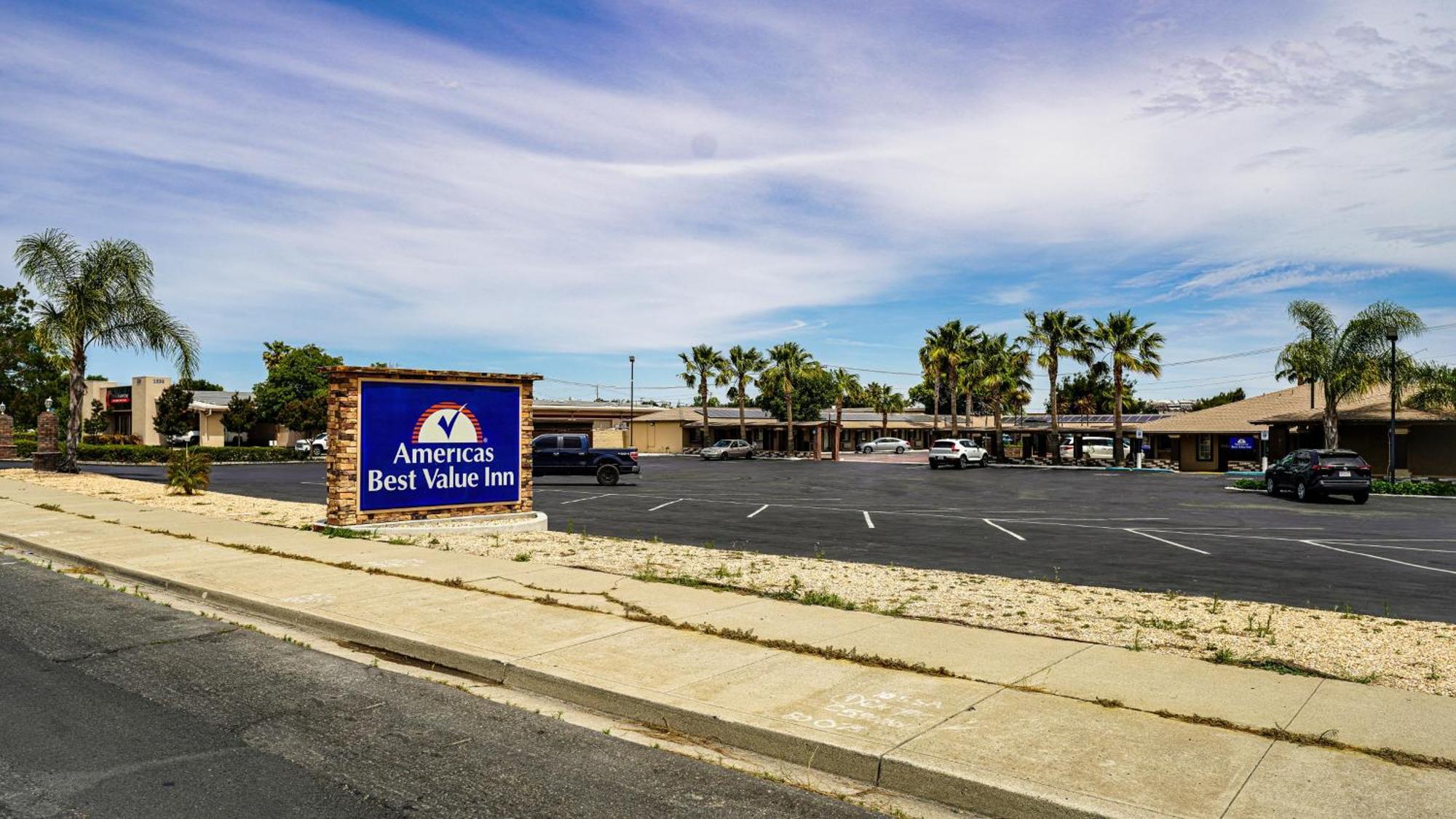 Americas Best Value Inn, Antioch Exteriör bild