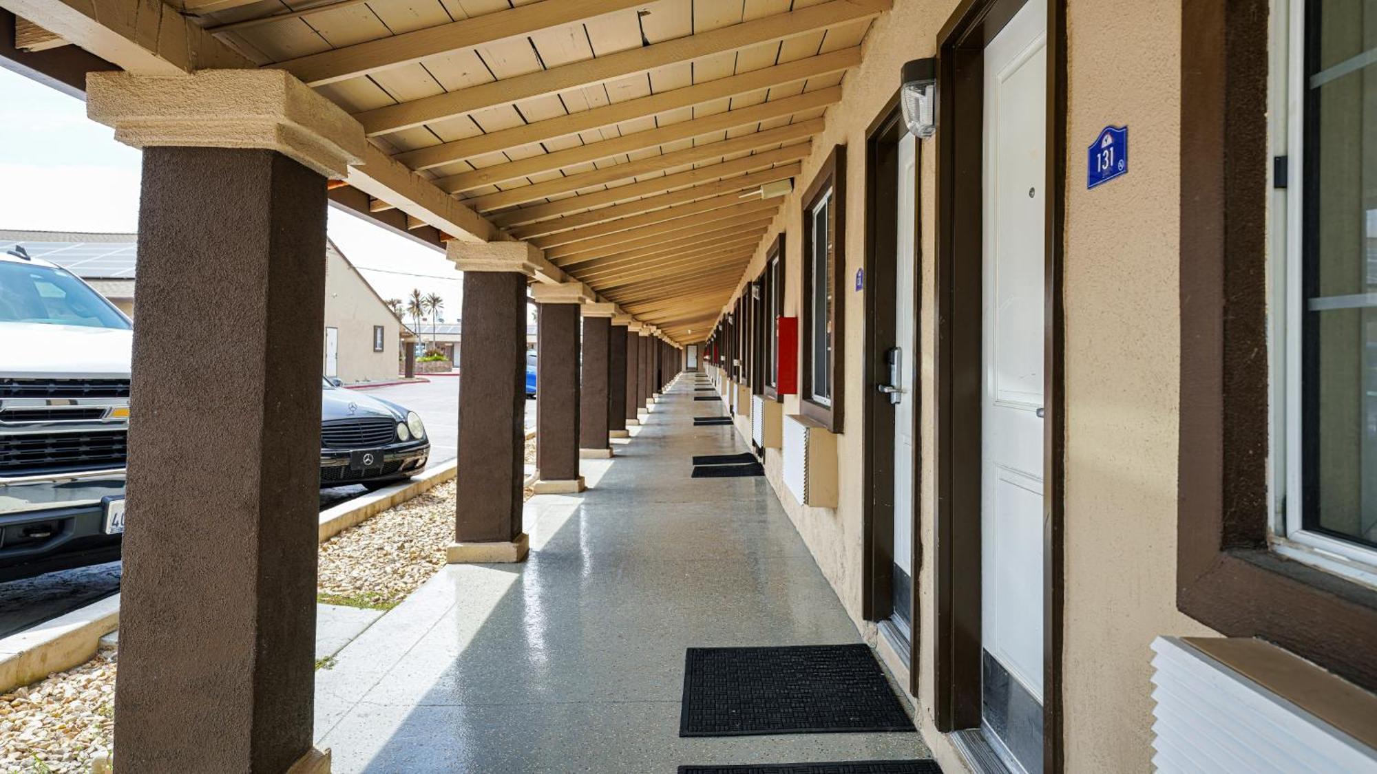 Americas Best Value Inn, Antioch Exteriör bild